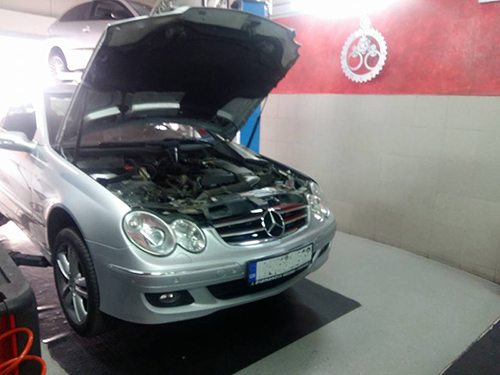 Service MERCEDES CLK200
