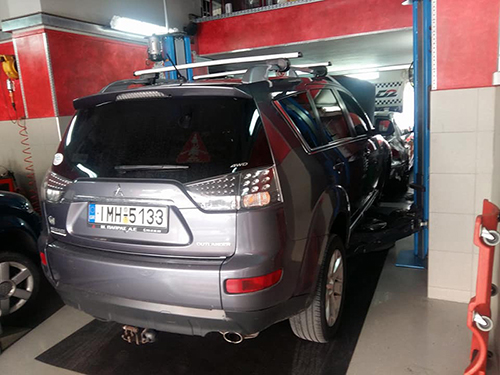 MITSUBISHI OUTLANDER MIVEC